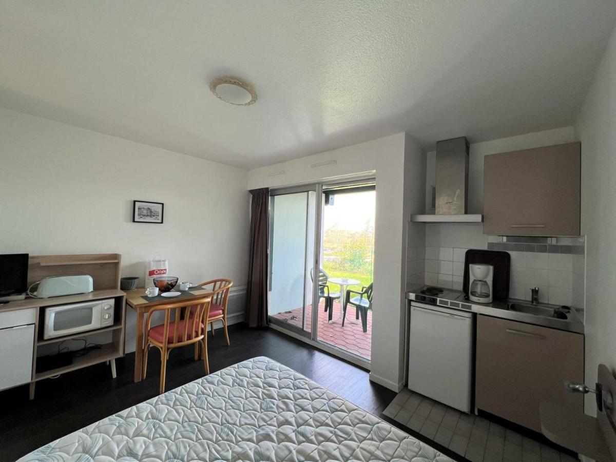 Studio Cosy Avec Terrasse, Parking, Internet - 2 Pers., Proche Thermes Et Centre - Animaux Admis - Fr-1-495-100 Cambo-les-Bains Luaran gambar